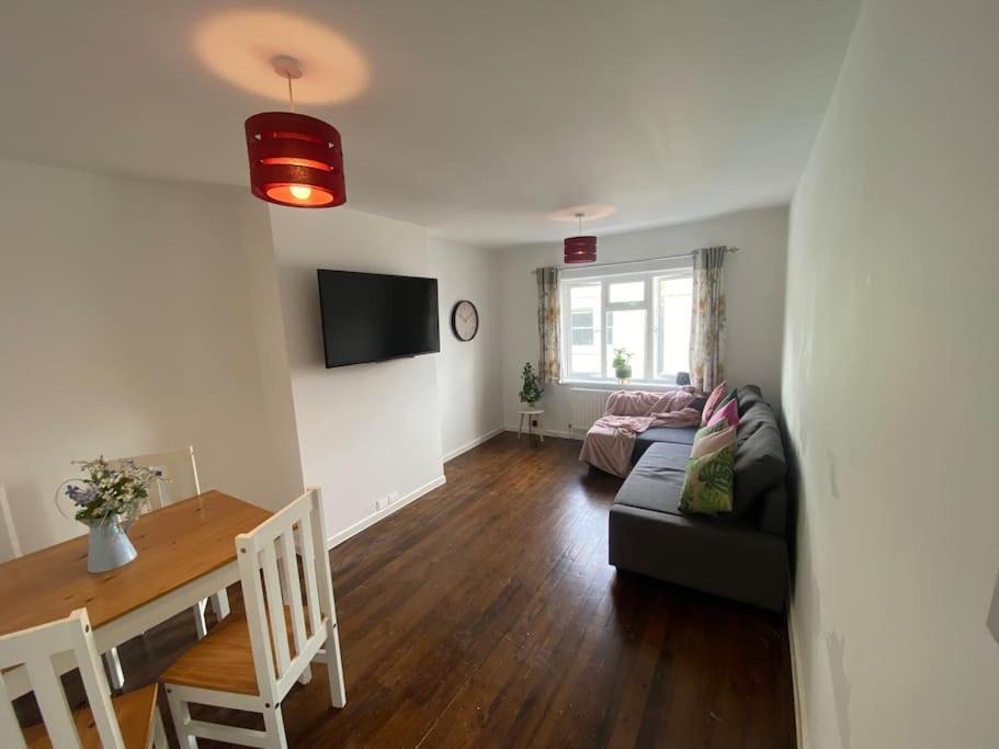 Brighton New Apartment Free Parking Sleeps 6 Kültér fotó